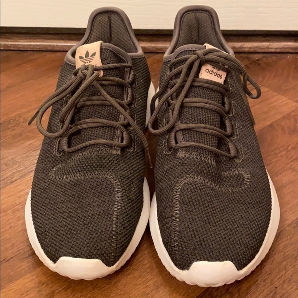 Adidas Tennis Shoes